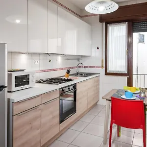 Appartamento Flats4rent Lucia